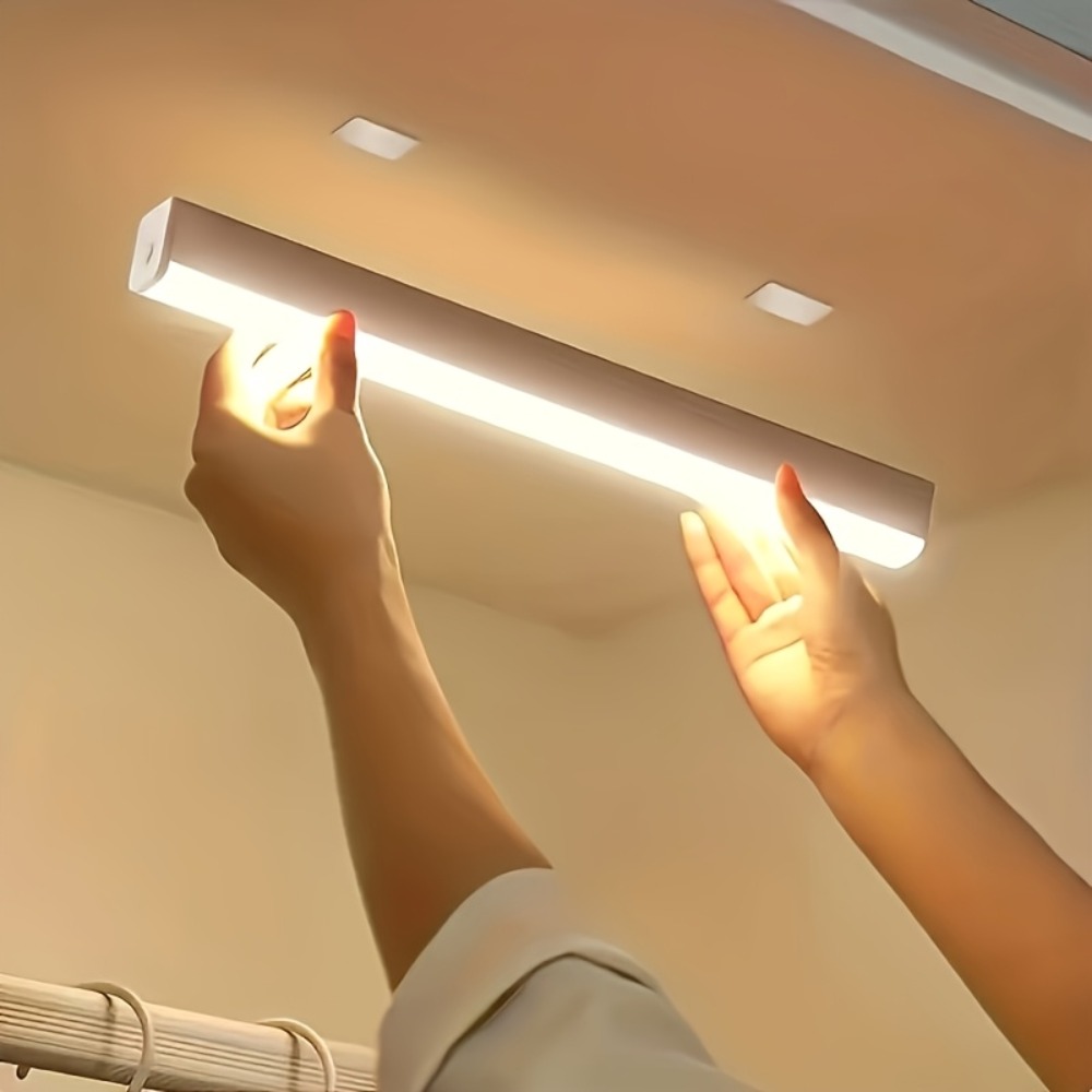 Commercial Kitchen Lights - モーションセンサー付きワイヤレスLEDストリップライト – USB充電式、マルチカラー(ホワイト/オレンジ/イエロー) キッチン、クローゼット、ワードローブ用