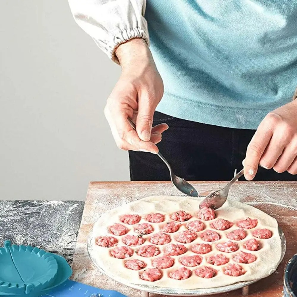 ポータブルアルミ餃子型 37穴 ラビオリメーカー ロシア風ペ - Commercial Kitchen Supplies のレビューと価格